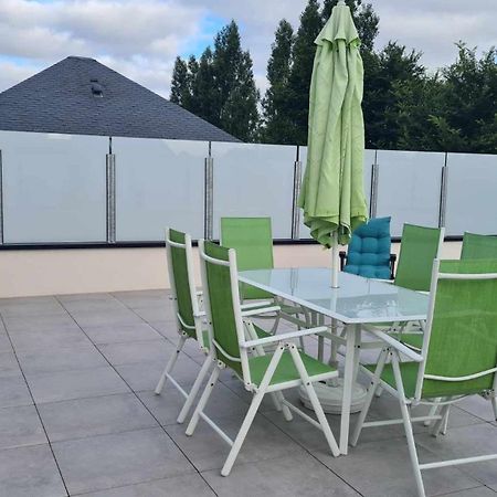 Location Saisonniere Pres De La Mer Avec Rooftop Riantec Exterior photo